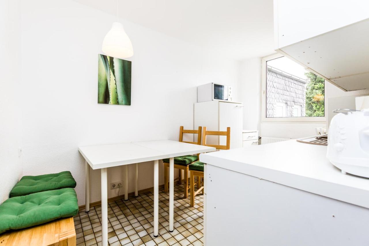 Apartment Koeln Weidenpesch Room photo